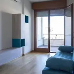 Modern Apartment Near Piazza Di Spagna